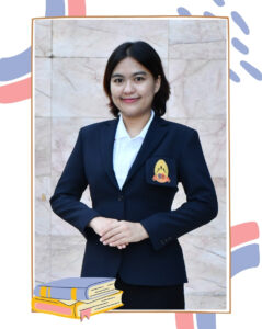 ครูพิชญา